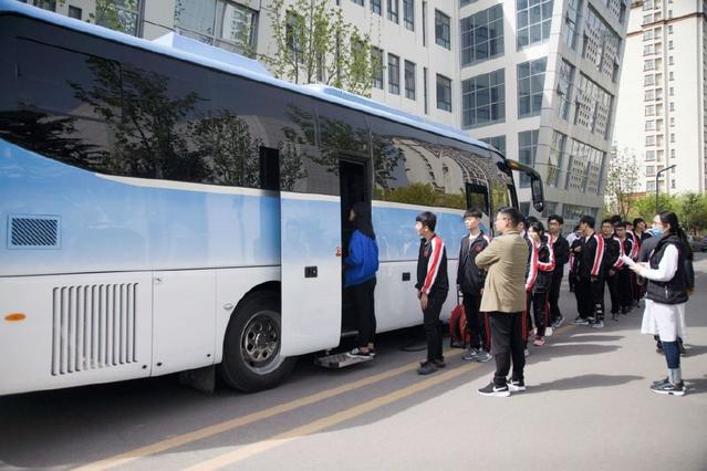 去醫(yī)院體檢已過(guò)時(shí)，移動(dòng)醫(yī)療車讓體檢更便捷